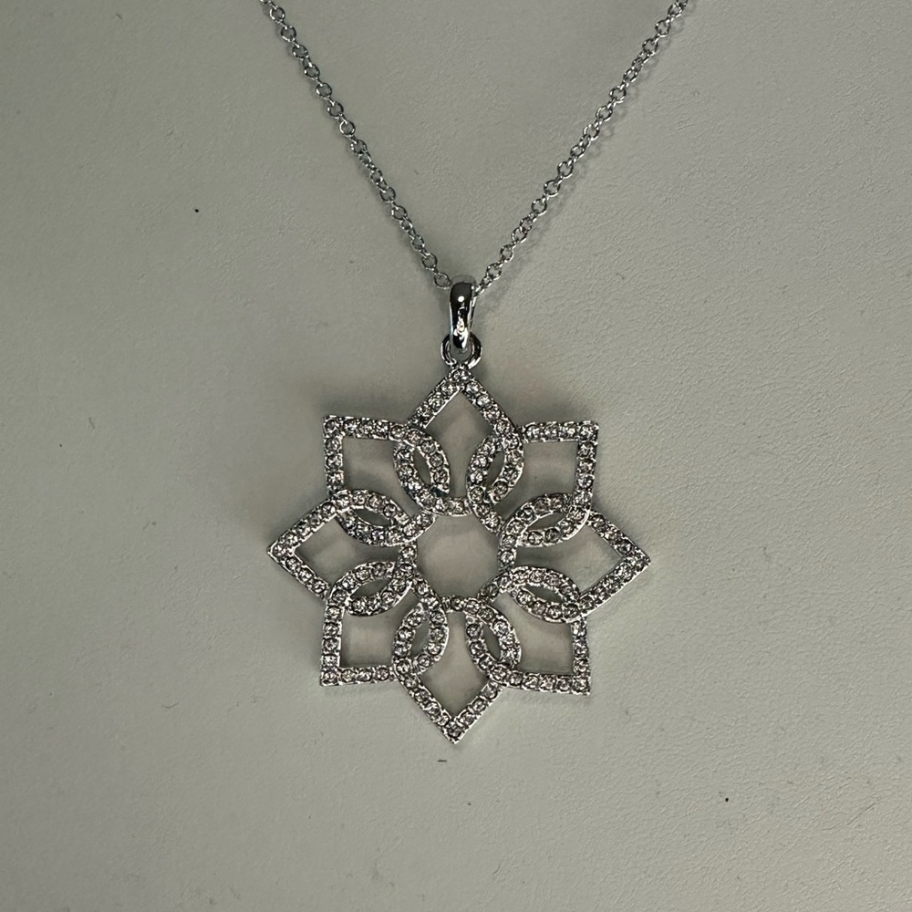 Touchstone Crystal Crystal Flower Necklace